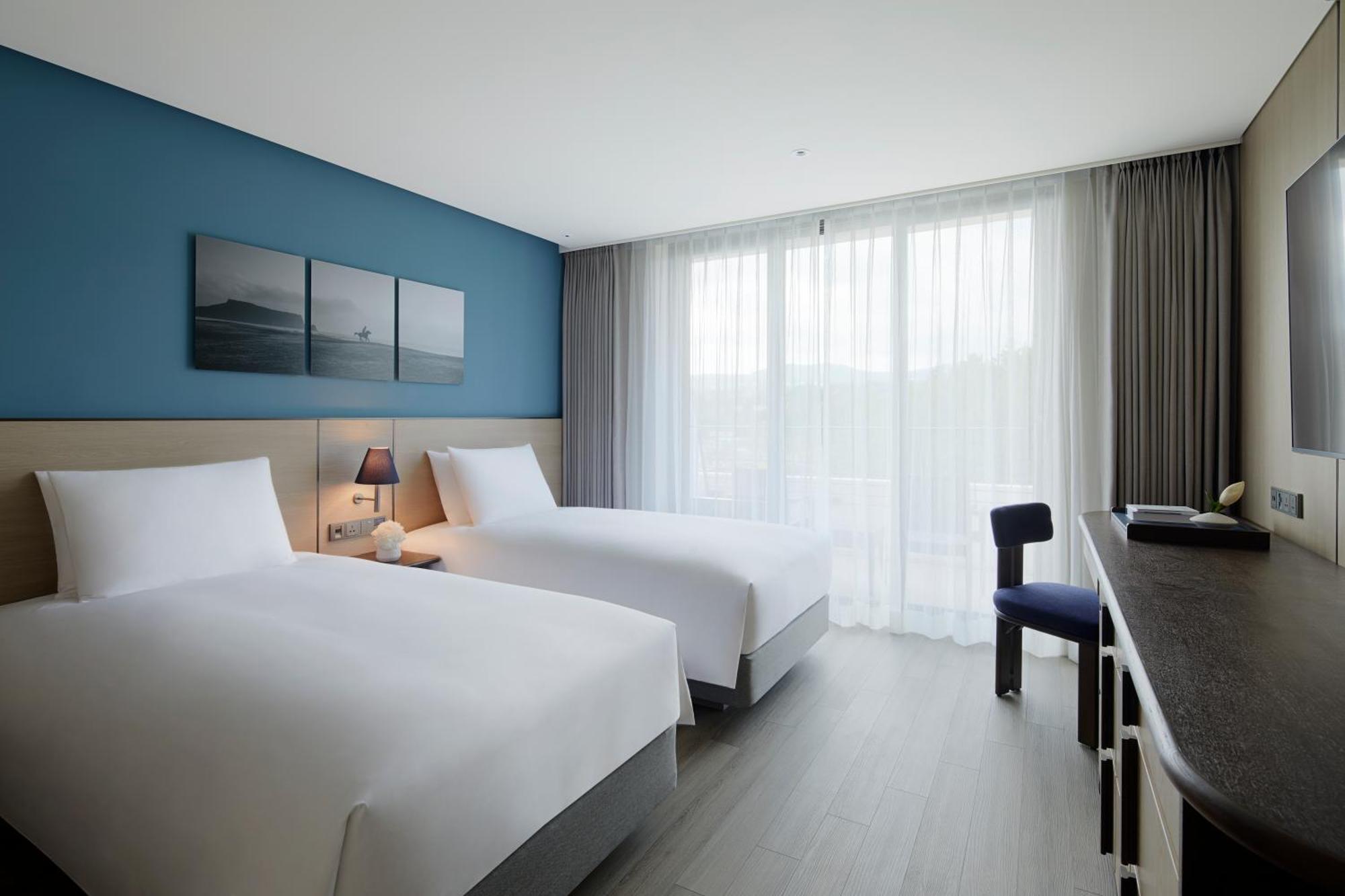 Parnas Jeju 5*
